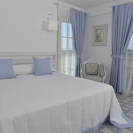 Cella & Ephesus Hotel