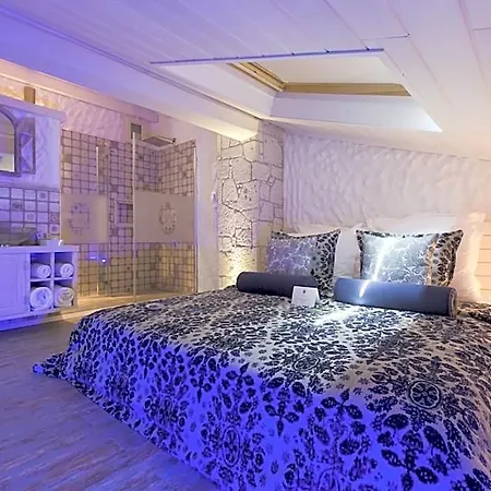 Cella & Ephesus Hotel 3*