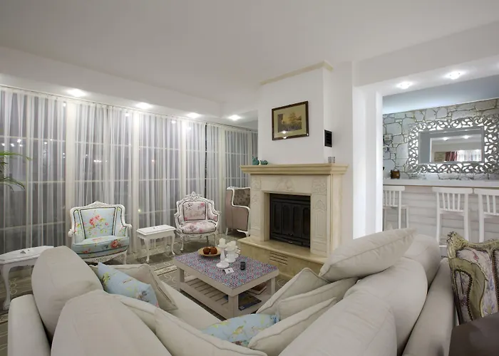 Cella & Ephesus Hotel 3*