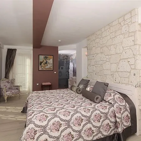 Cella & Ephesus 塞尔丘克