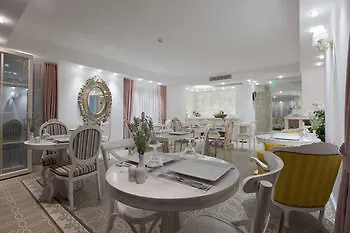 Hotel Cella Boutique And 3*