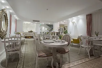 Cella Boutique And Hotel 3*