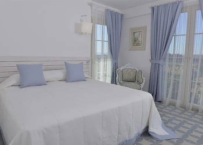 Cella & Ephesus Hotel