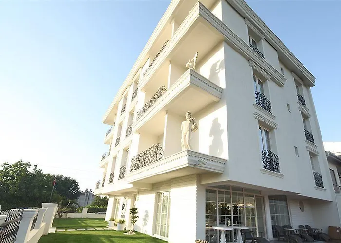 Cella & Ephesus Hotel